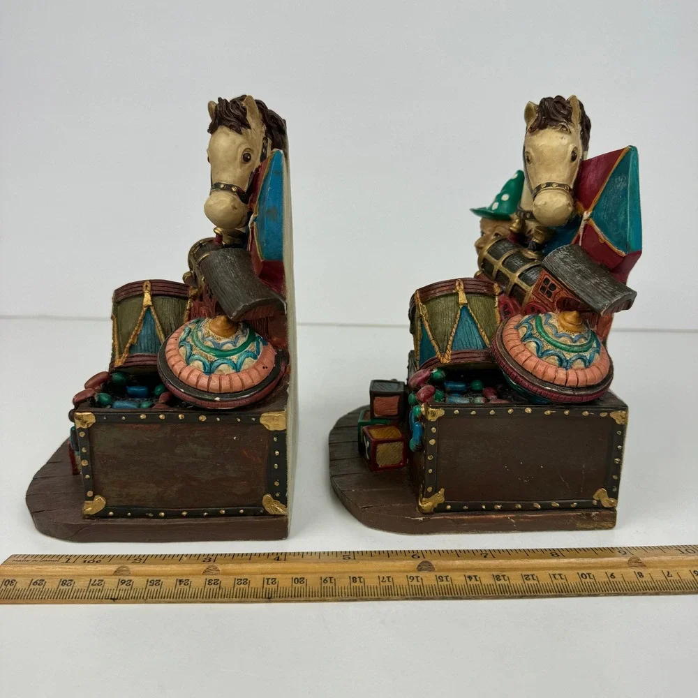Clown Horse Toy Box Drums Kite Train Nursery Child Baby Room Decorative Bookends